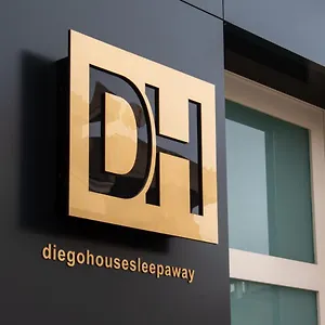 diegohousesleepaway.sicilyhotelsitaly.net/